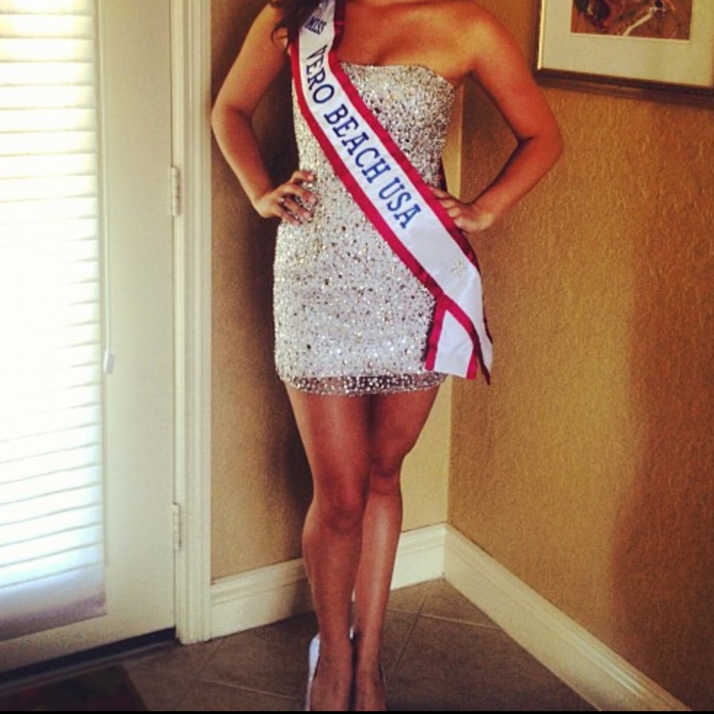 SHERRI HILL beaded strapless cocktail dress